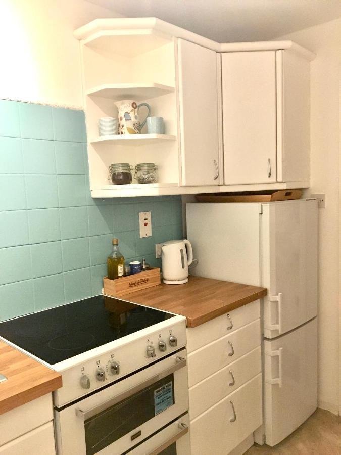 Family - Spacious Place With Full Kitchen